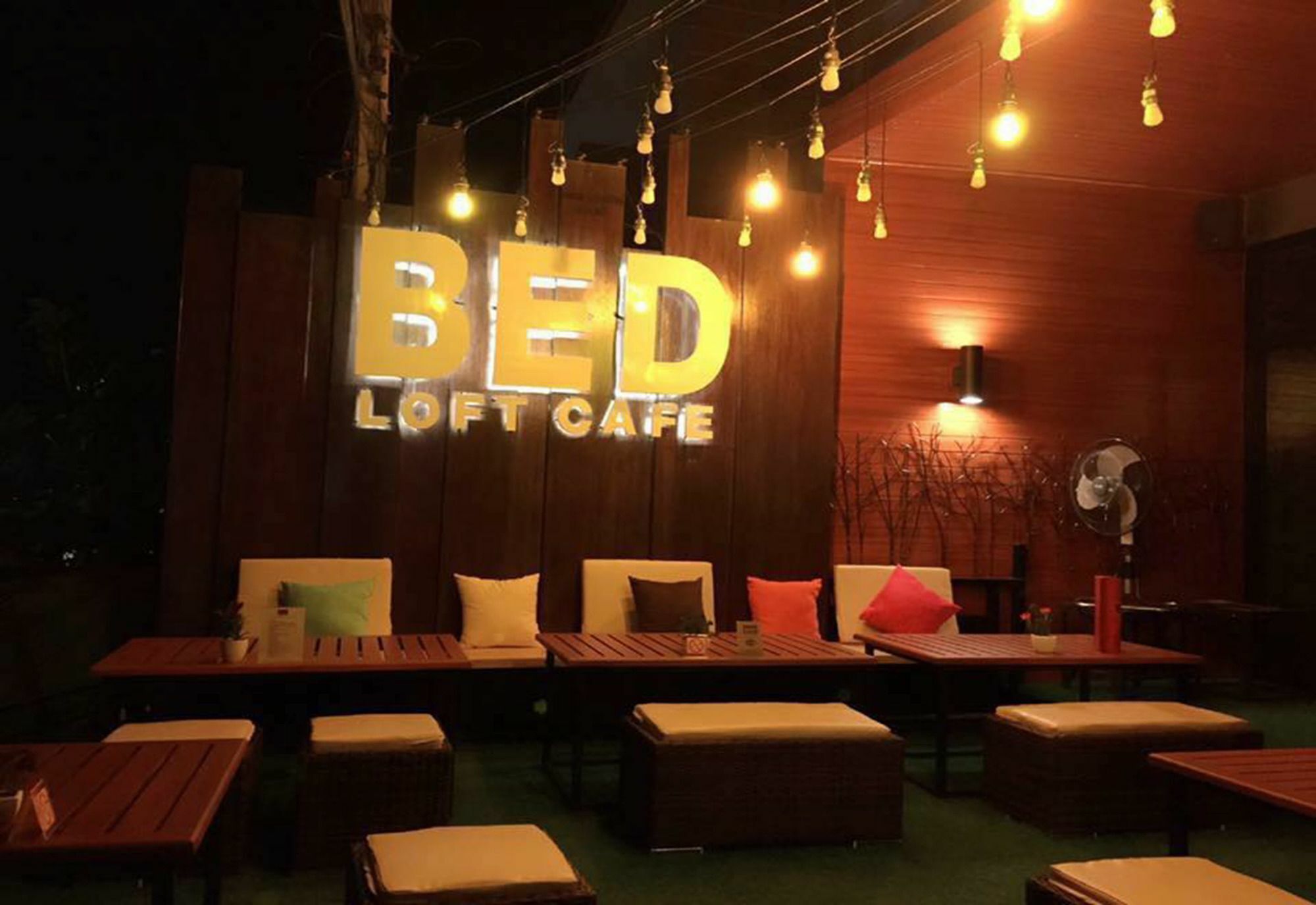 Bed Loft Cafe Hotel Khon Kaen Exterior photo